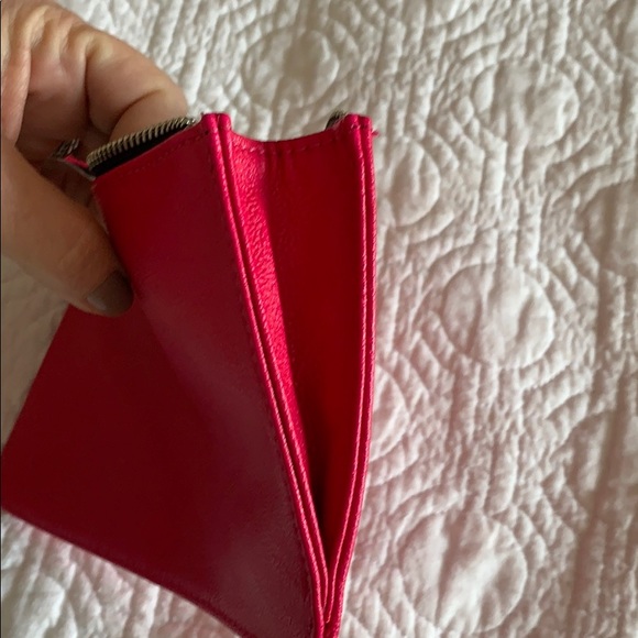 EXPRESS- Small wristlet purse NWOT - Picture 4 of 6